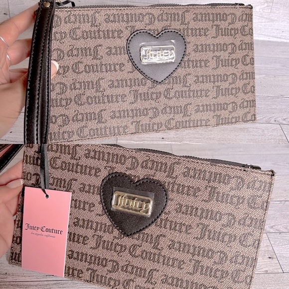 Juicy Couture Logo Print Heart Wristlet – NWT - Picture 4 of 8